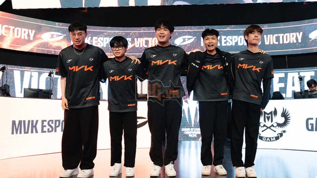 MVK Esports players stand together after an LCP match