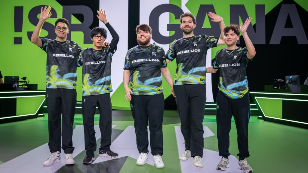 Shopify Rebellion recover to beat Dignitas in three games