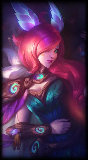 Elderwood Xayah — сплеш-арт скина Xayah