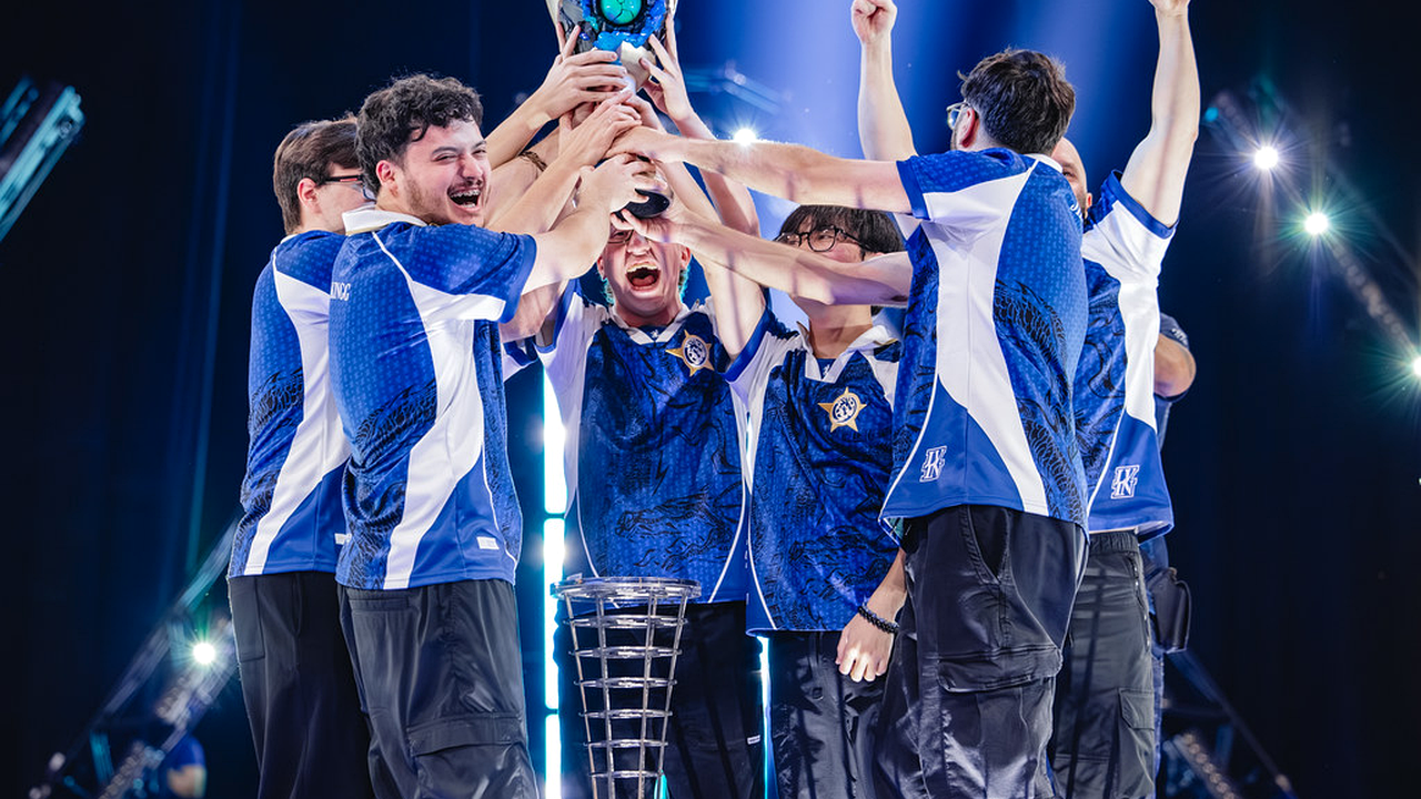 100 Thieves Open EWC by Turning RRQ Into a Group A Control Test
