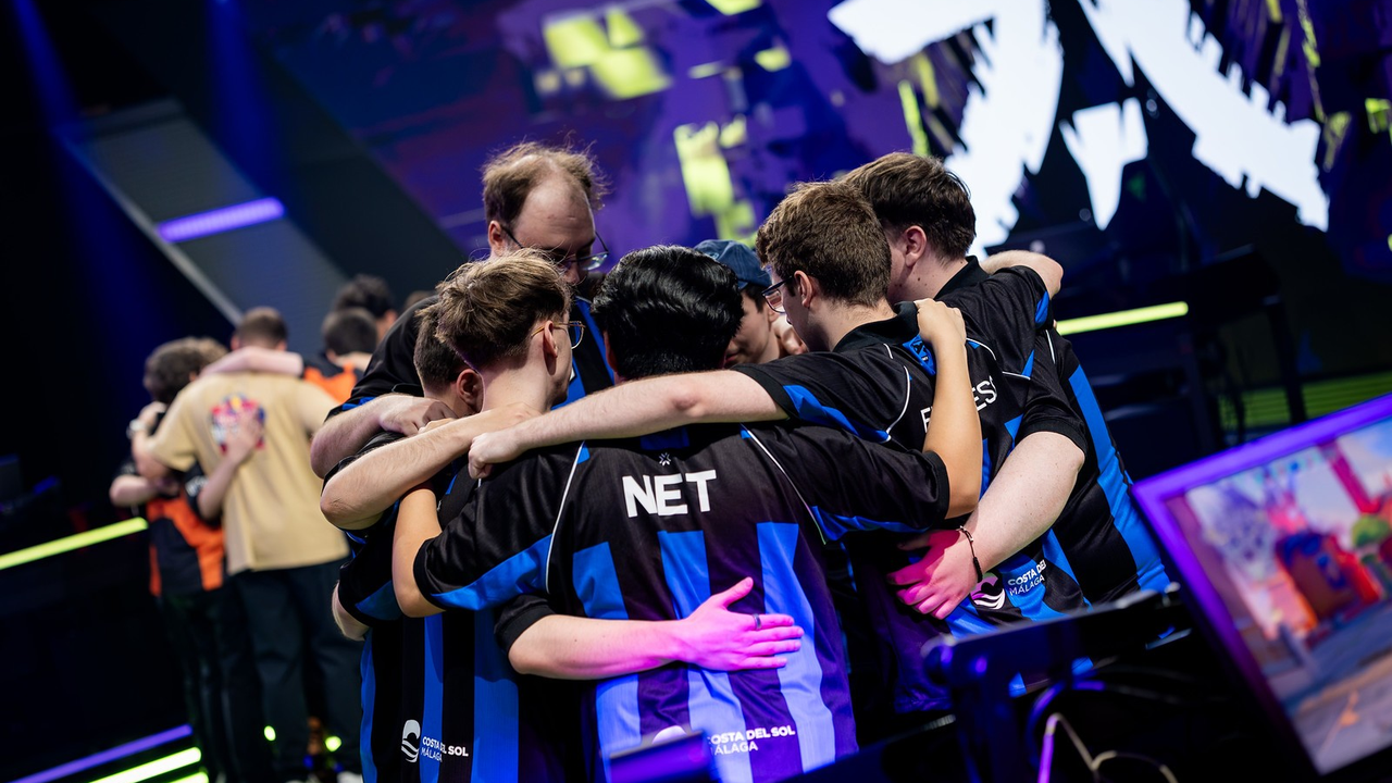 FNATIC players celebrate their 2-0 series win over GIANTX