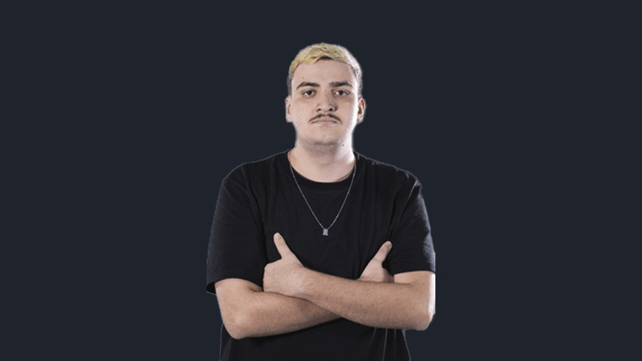 Stwz1 wears a FURIA Academy Valorant shirt