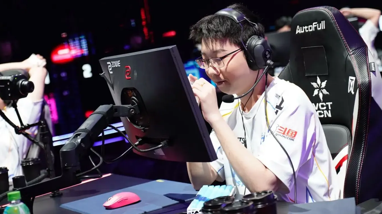 Two Trace Esports players sit at their computers on the VCT China stage
