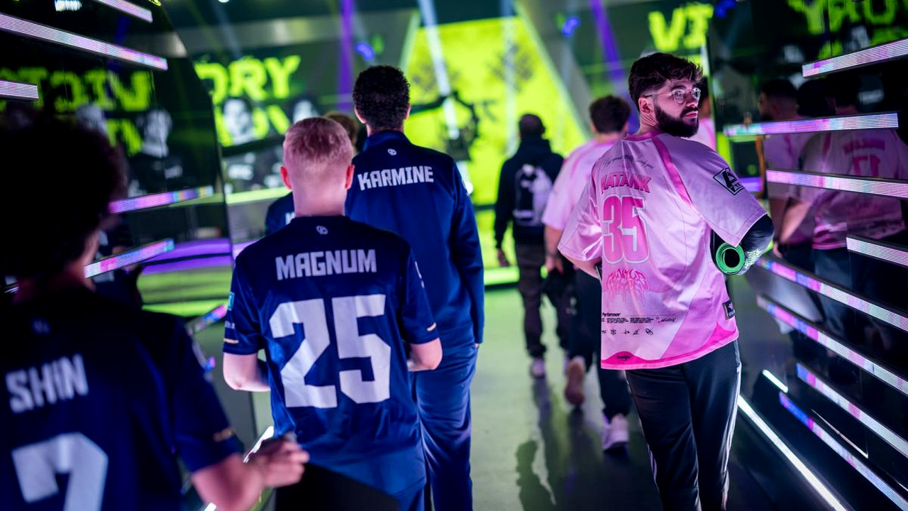 NRG Outlast Karmine Corp in the EWC Group B Decider
