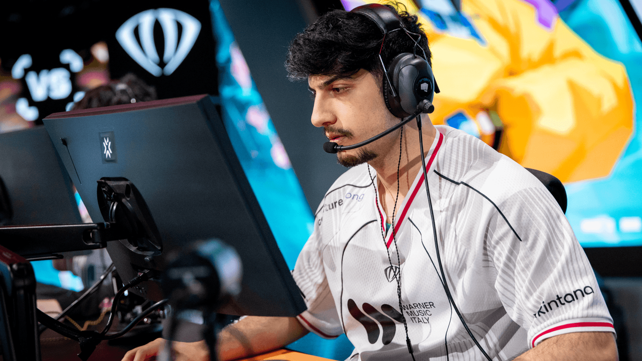 waddle competing in the Spanish Valorant Challengers league