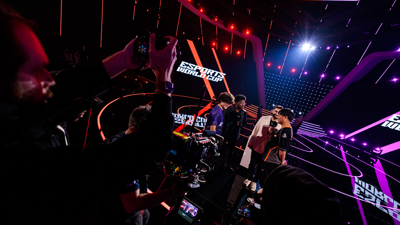 Vitality and NRG Carry Group B's First-Place Race Into July 4
