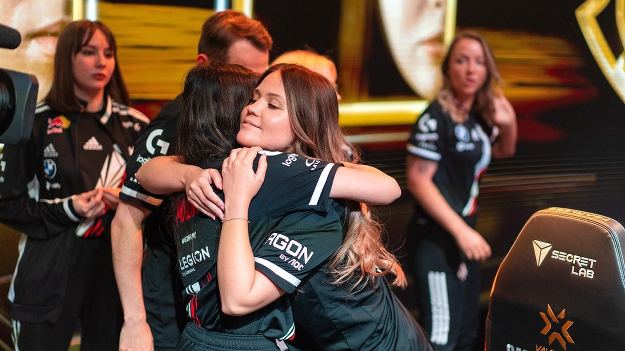 Two G2 Gozen players embrace after a match