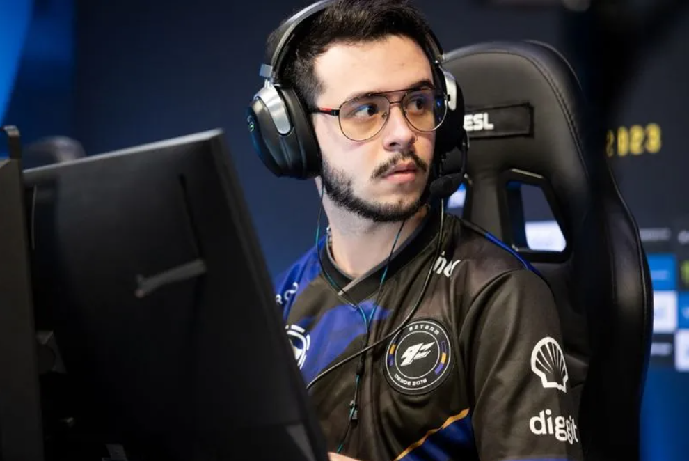 Imperial are planning to replace HEN1 with Argentinian Try from 9z