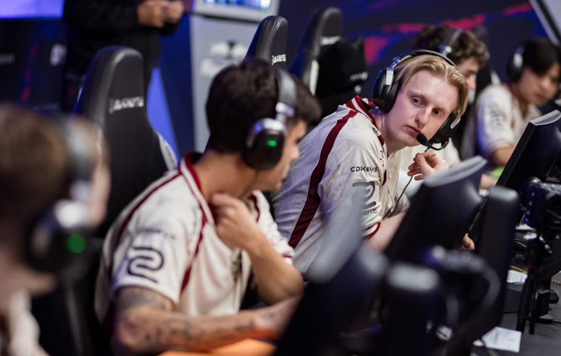 Dota 2 Pros Battle for $7 Million: How Valve’s Tournament Could Impact Esports World Cup 2025 - Image 5