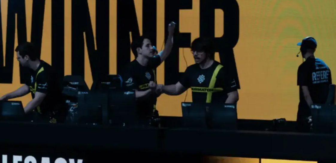 B8 player performs at StarLadder Budapest Major 2025