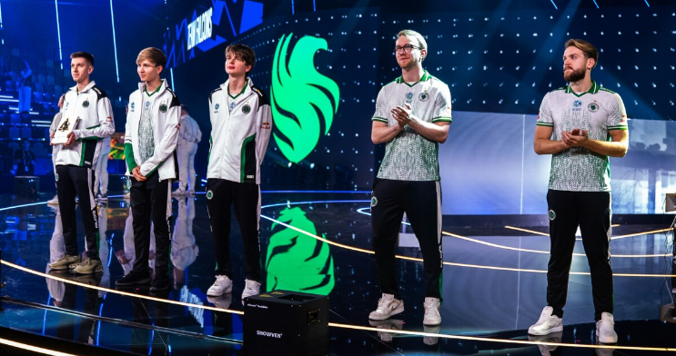 Team Falcons took third place at IEM Chengdu 2025, defeating MOUZ - Image 1