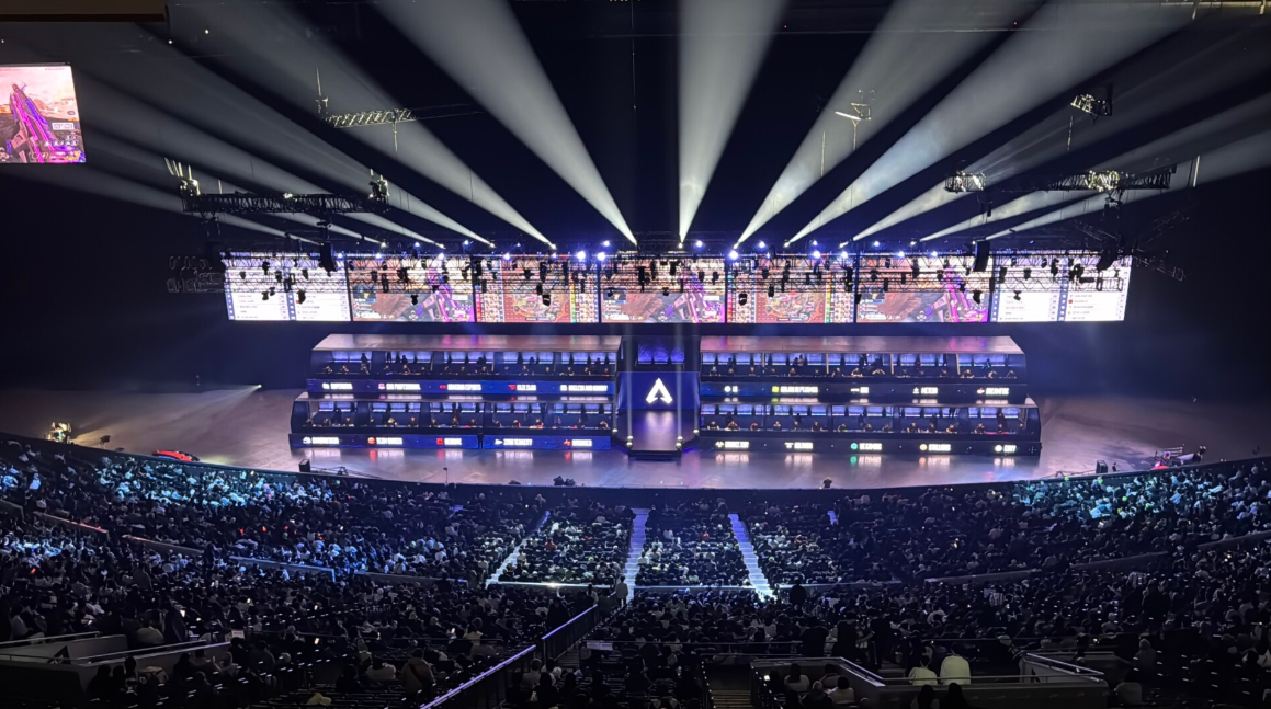 ALGS LAN stage Apex Legends
