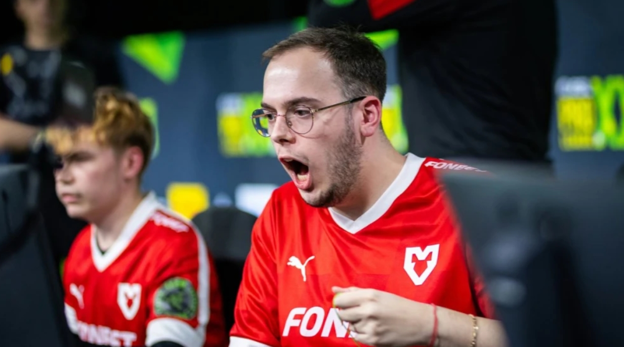 MOUZ and Legacy Reach CS Asia Championships 2026 Semifinals: Lower Bracket Run and a 1v3 Clutch
