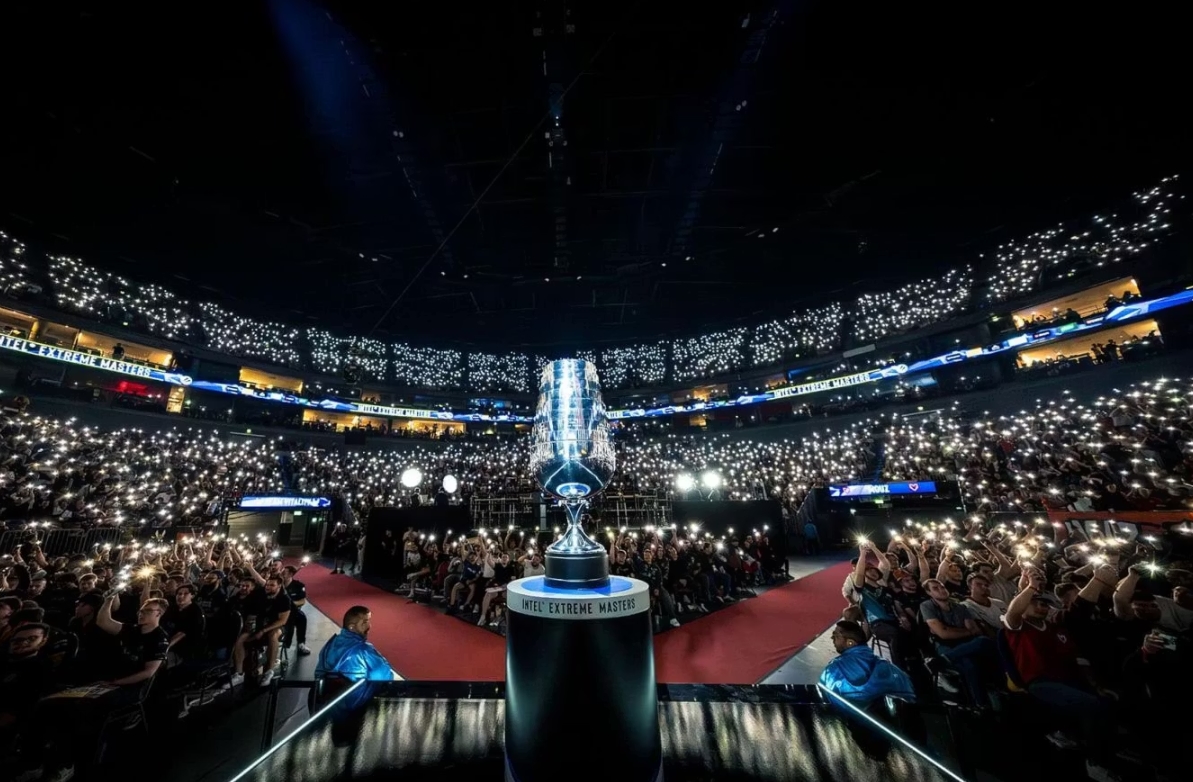 IEM Cologne Major trophy on the LANXESS Arena stage ahead of the CS2 playoffs