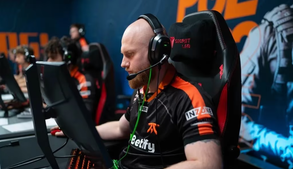 KRIMZ Leaves fnatic After 3511 Days — A Legendary Partnership Ends in CS2