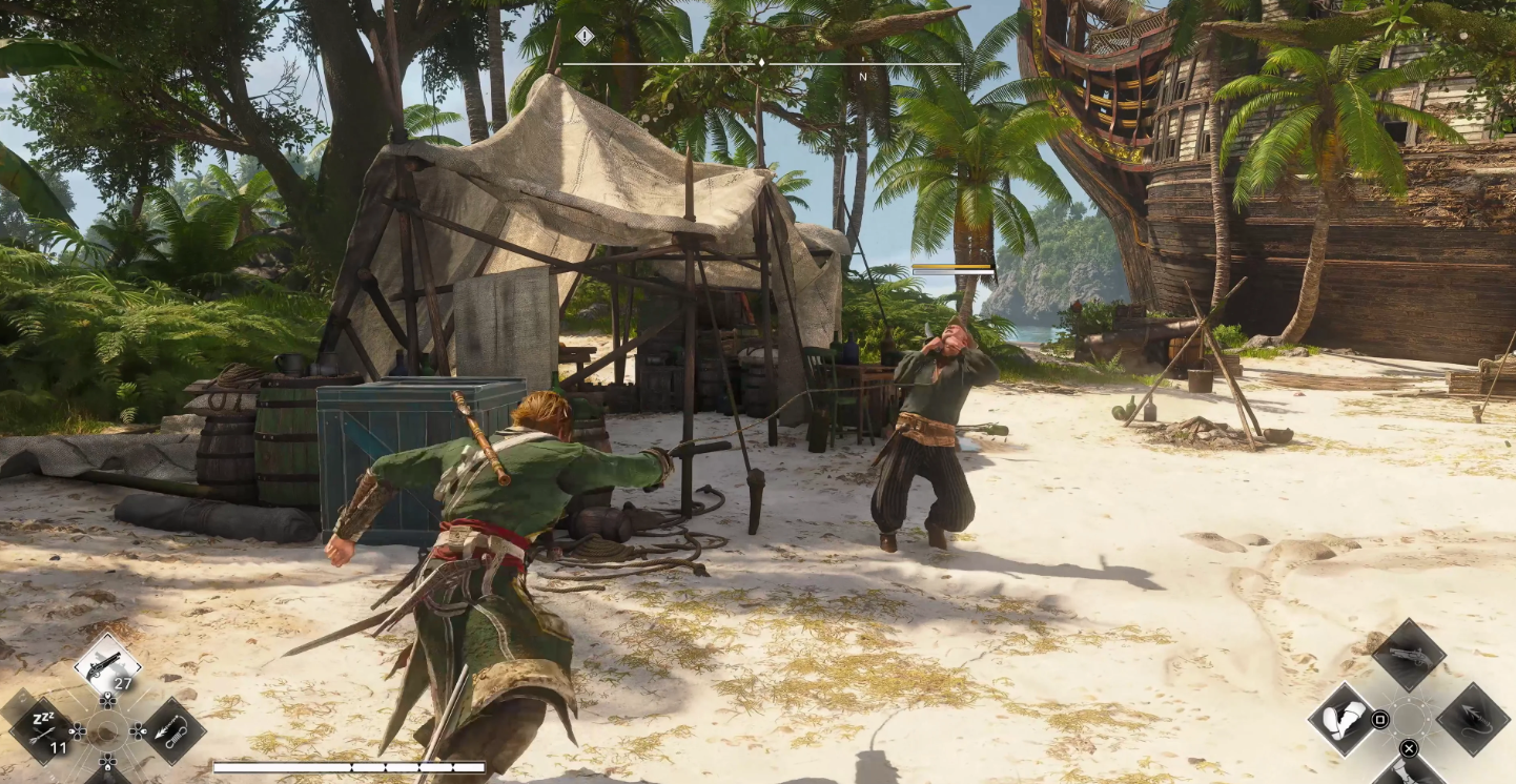 Assassin's Creed Black Flag Resynced — рукопашный бой на пиратском пляже, скриншот игрового процесса.
