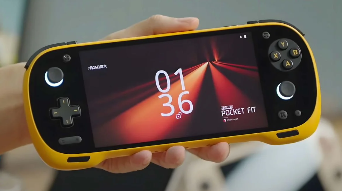 KONKR Pocket Advance: Ayaneo Reveals a Console That Looks Straight Out of 2001