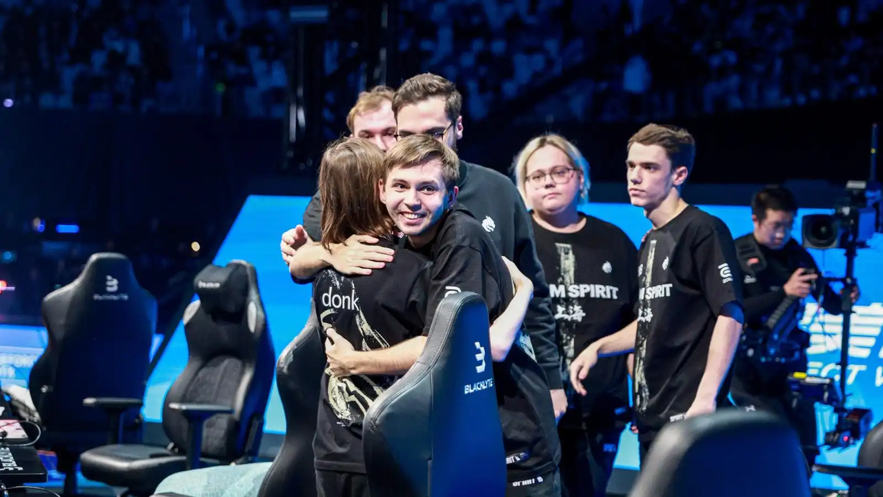 Team Spirit lifted the Counter-Strike EWC trophy after a 3-1 final - Image 1