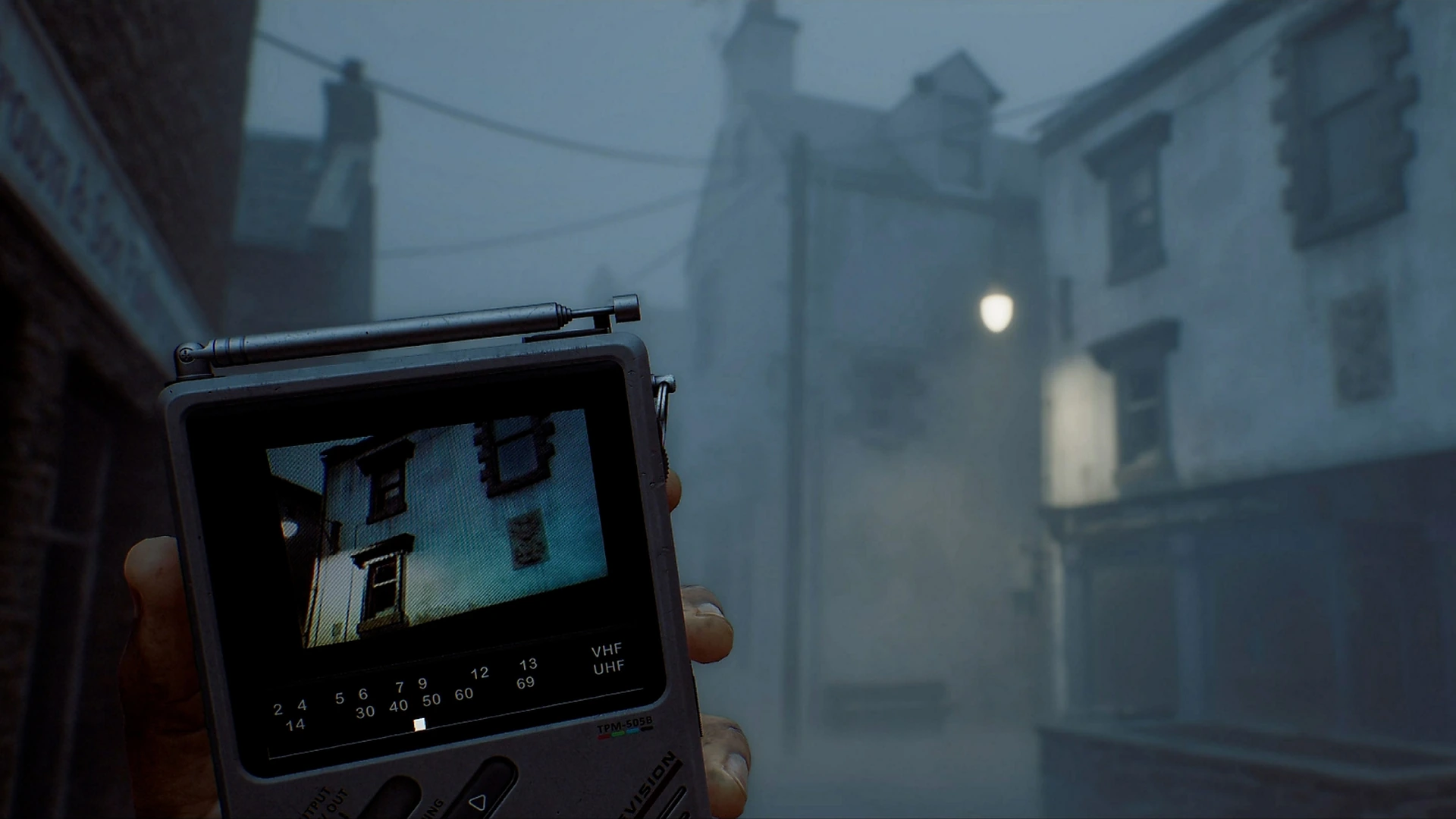 Silent Hill: Townfall uses sound, light and the CRTV to make St. Amelia unsettling