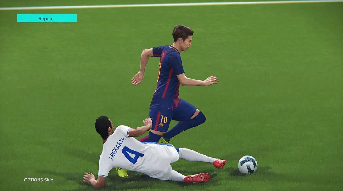 Pro Evolution Soccer 2018 tackle