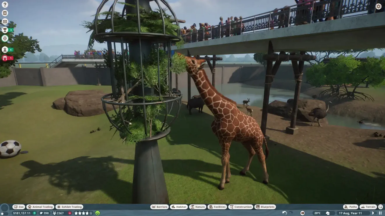 Planet Zoo giraffe eats